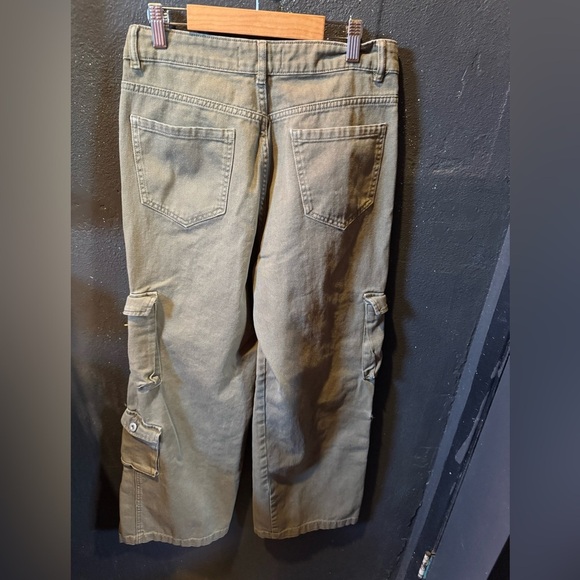 Women’s Denim Co Olive Green Cargo Pants - Picture 3 of 3